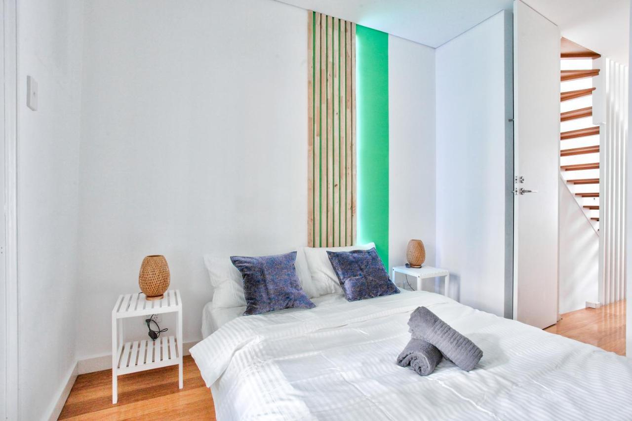 Astounding 3 Bedroom House Surry Hills 2 E-bikes Included Holiday home Sydney