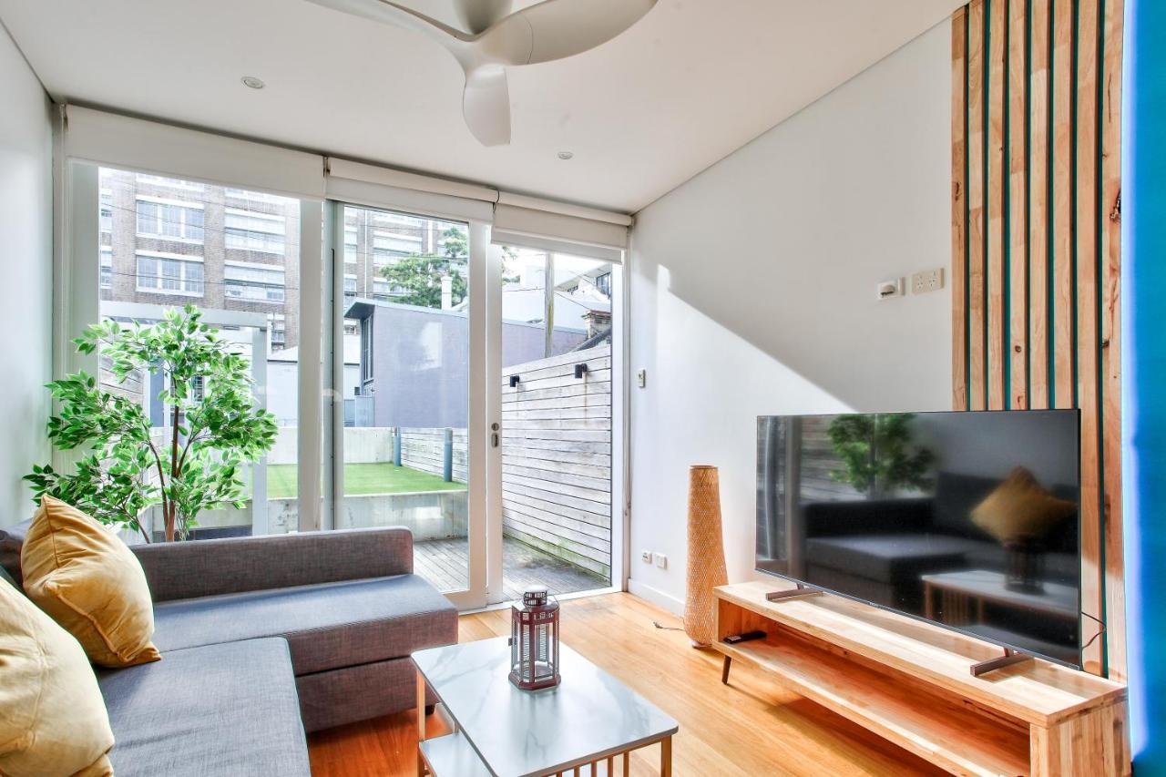 Astounding 3 Bedroom House Surry Hills 2 E-bikes Included Holiday home Sydney